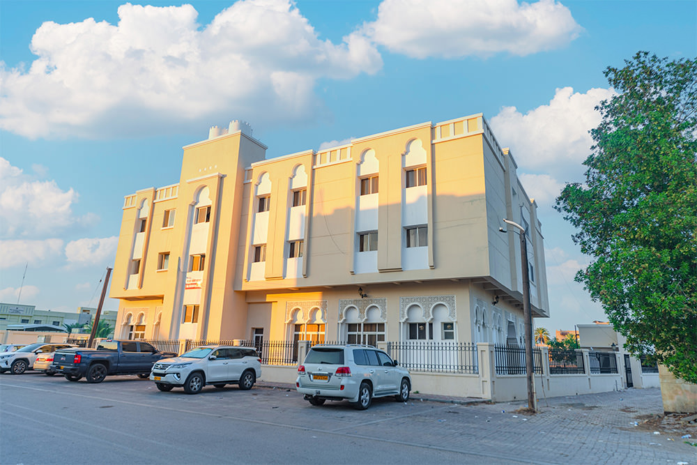 مسجد المجلس (٢ غرف نوم وصالة ومطبخ)